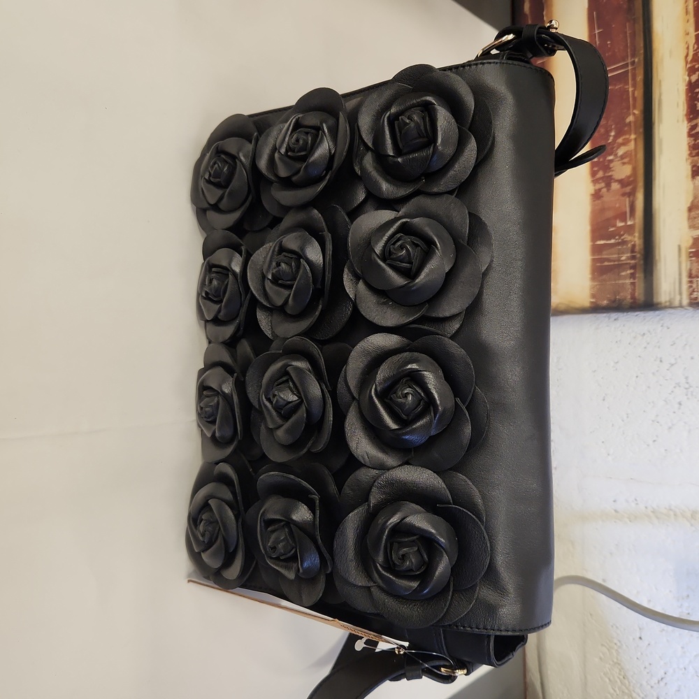 Clever Carriage Company Leather Rose Messenger Bag - Picture 2 of 11